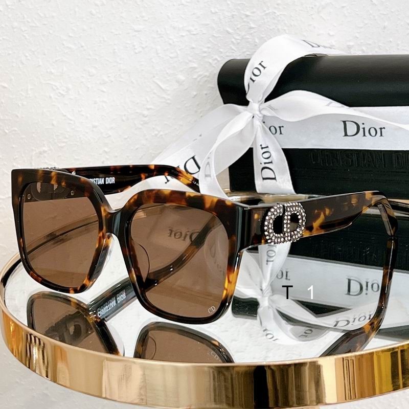 DIOR Sunglasses 540